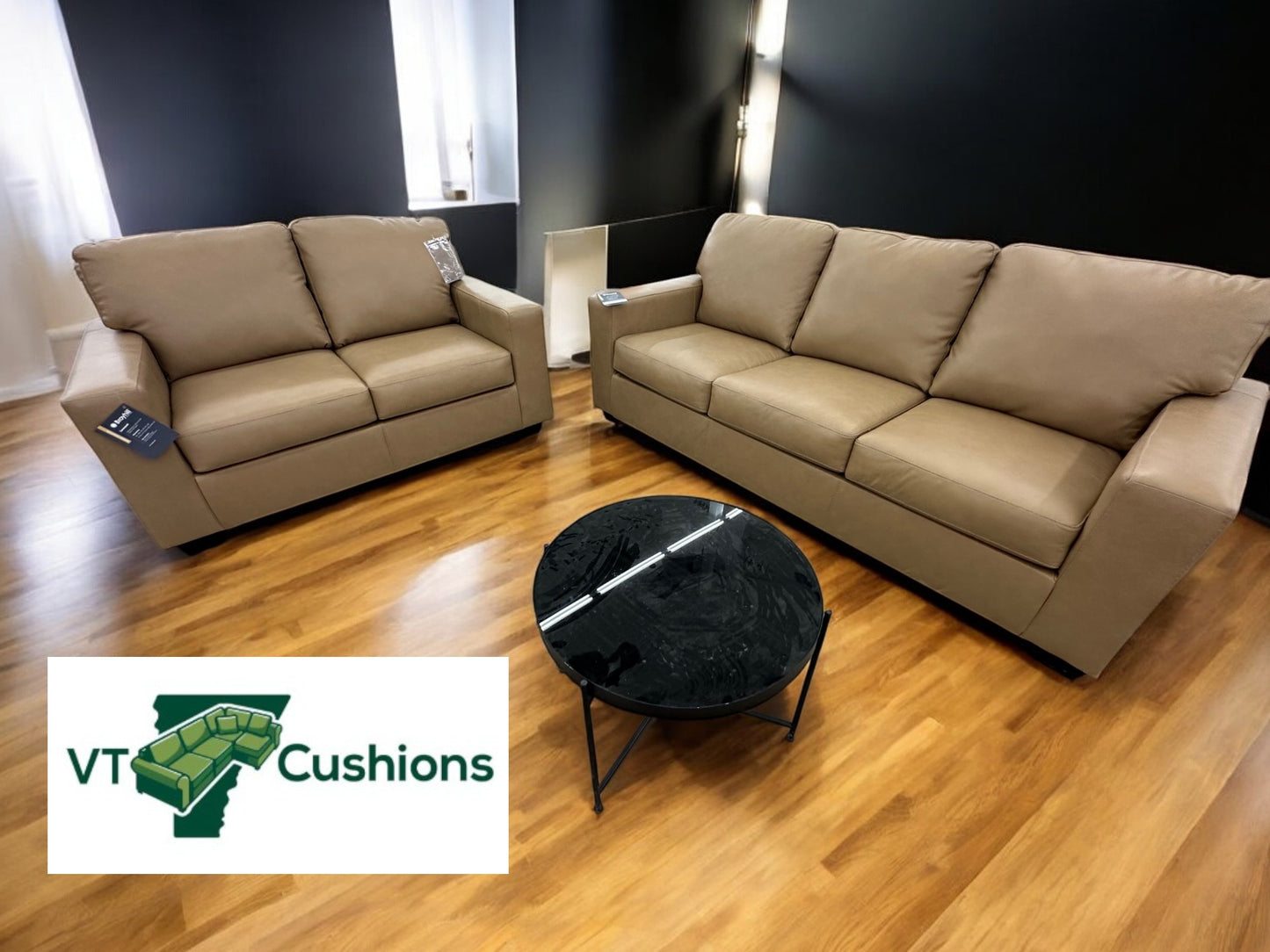 *Free Delivery* Brand New Matching Faux Leather Couch and Love Seat