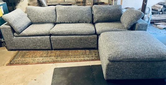 *Free Delivery* Excellent Condition Gray Modular Sectional Couch